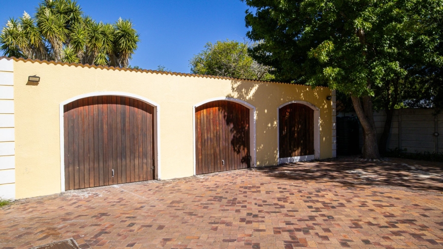 To Let 1 Bedroom Property for Rent in Constantia Western Cape